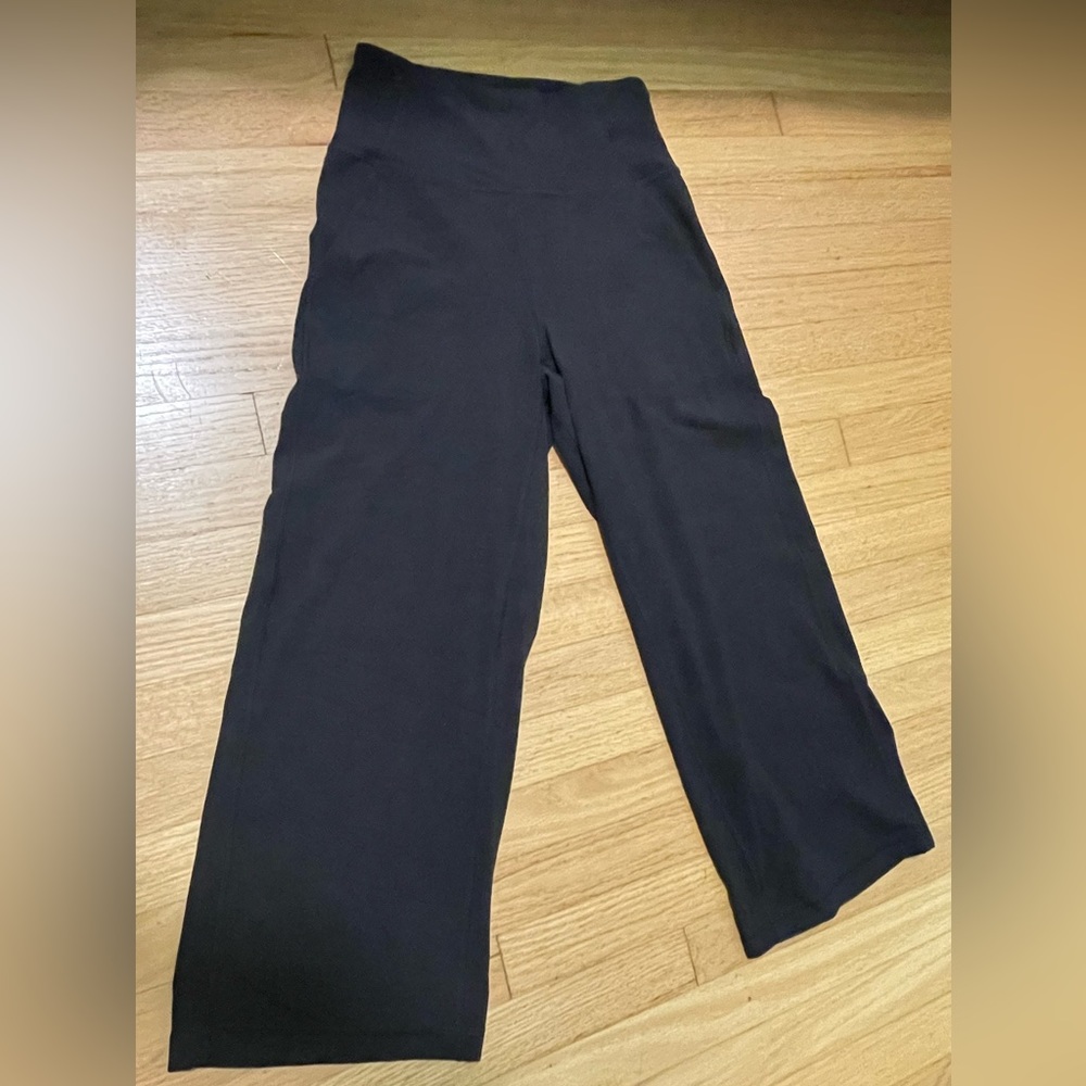 Lululemon highwaisted wide leg pants
